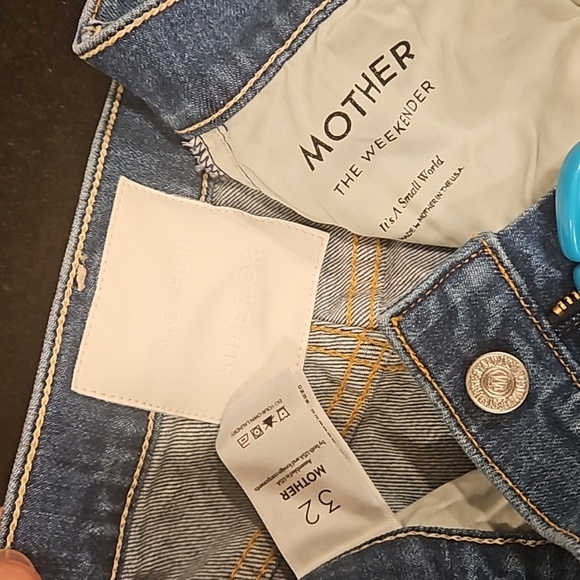 💕MOTHER SUPERIOR💕 The Weekender Flare Jeans ~ It's A Small World 32 NWOT - Picture 16 of 16